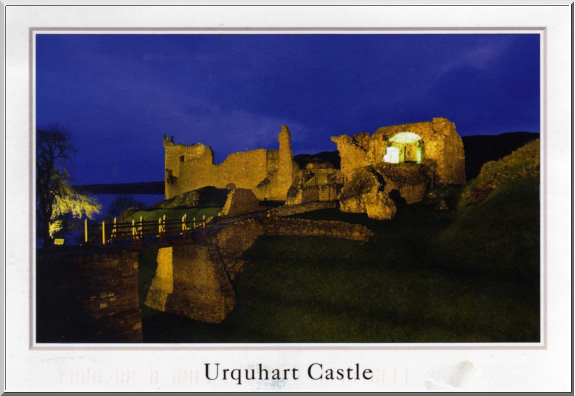 urquhartcastle.jpg